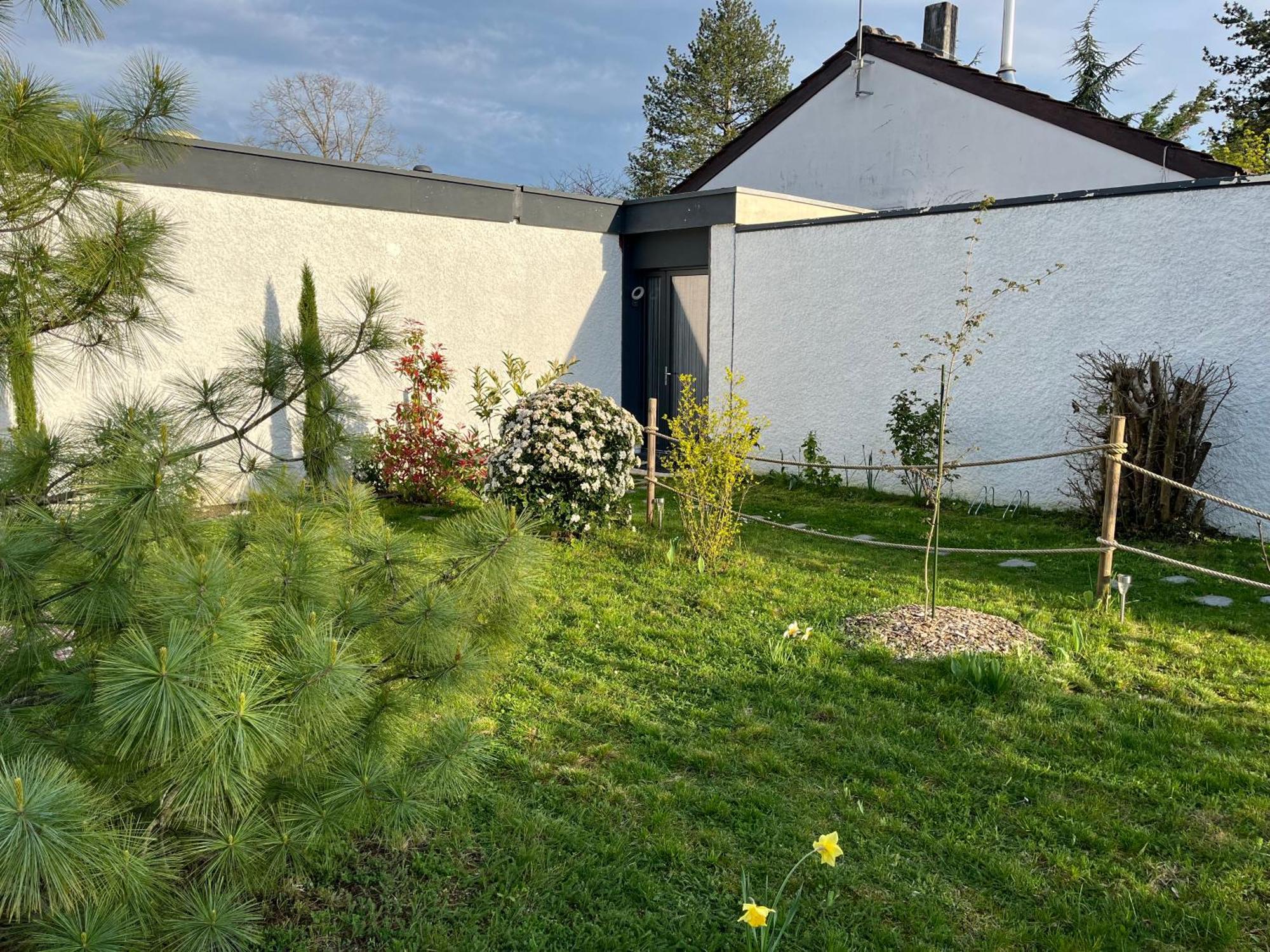 Les Pins De Talant , Au Calme En Rez De Jardin Apartamento Exterior foto